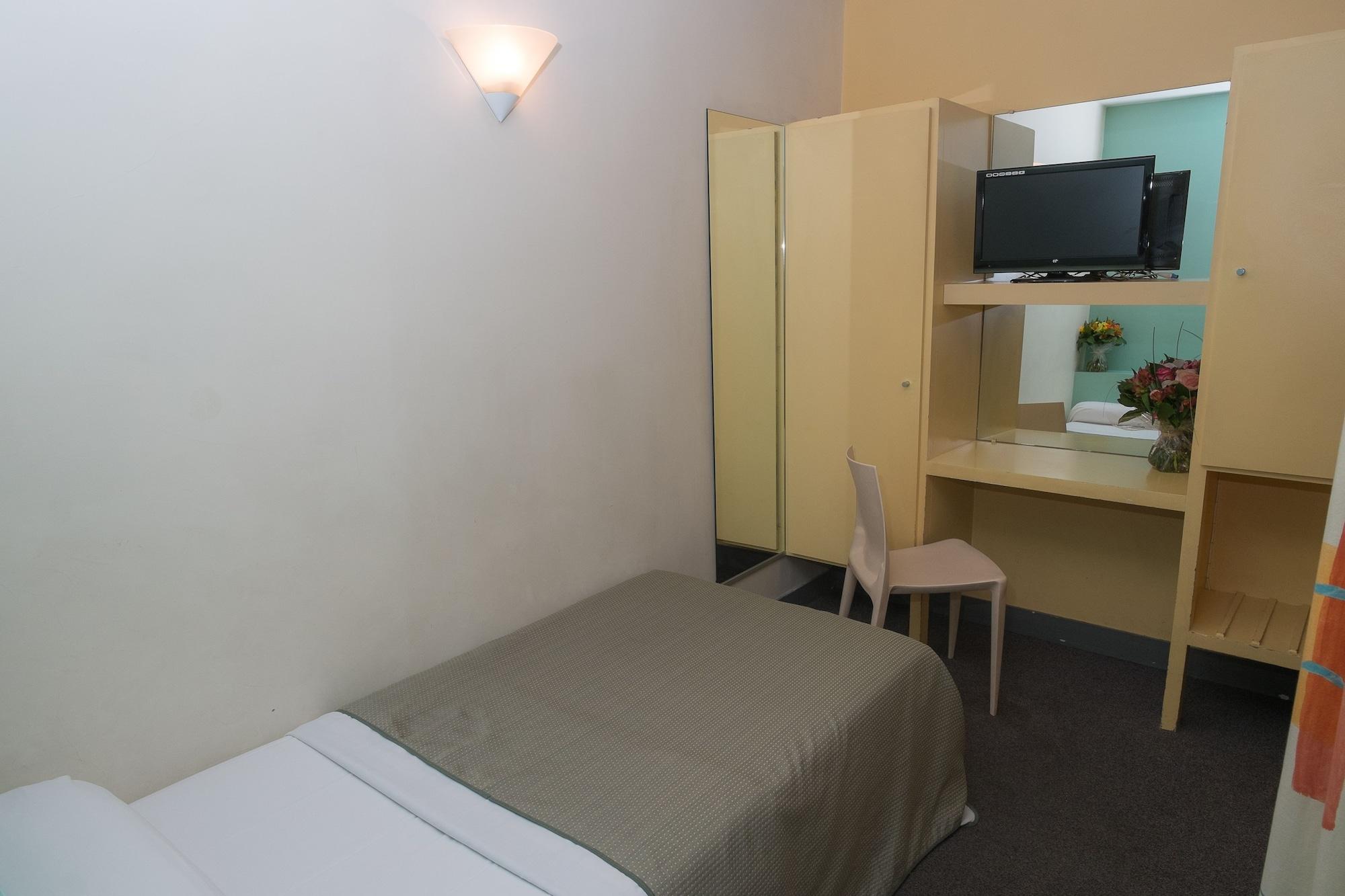 Trendy Canettes Hotel Párizs Kültér fotó