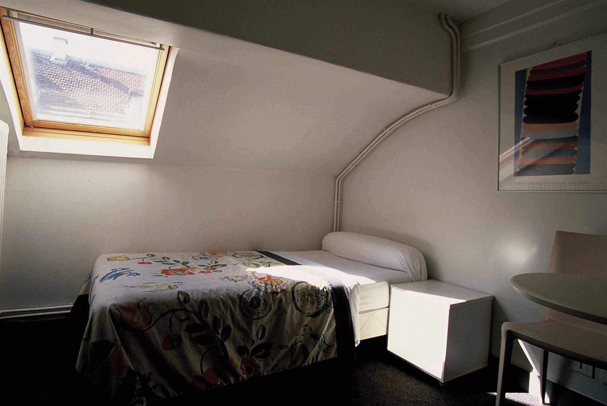 Trendy Canettes Hotel Párizs Kültér fotó